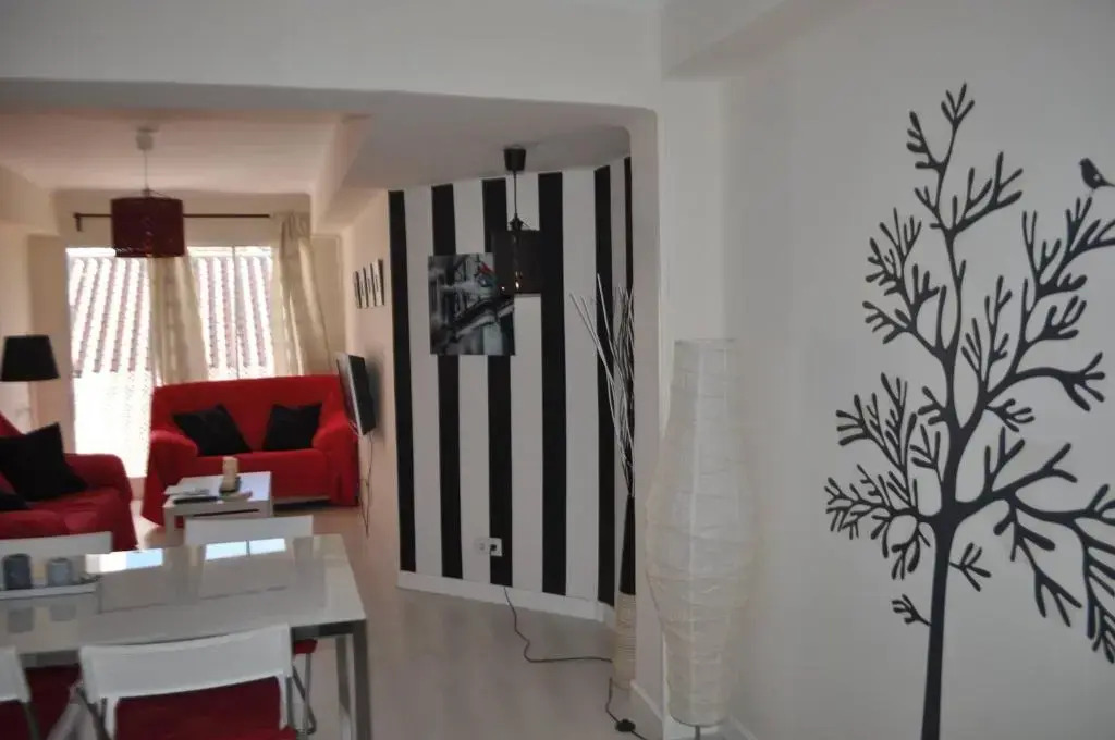 Nice Flat -200m Center-2 Baths- 3 Bedrooms 5Pers