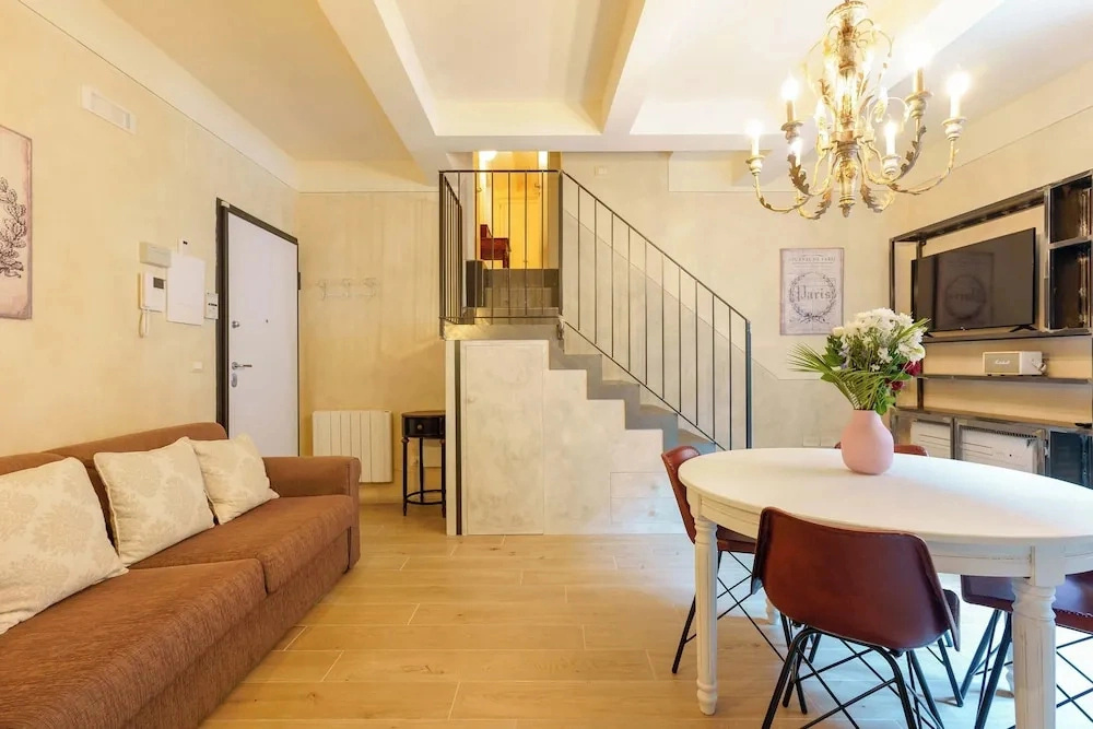 Canaletto Apartment