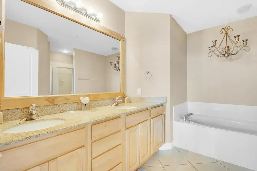 Grandview East 1505