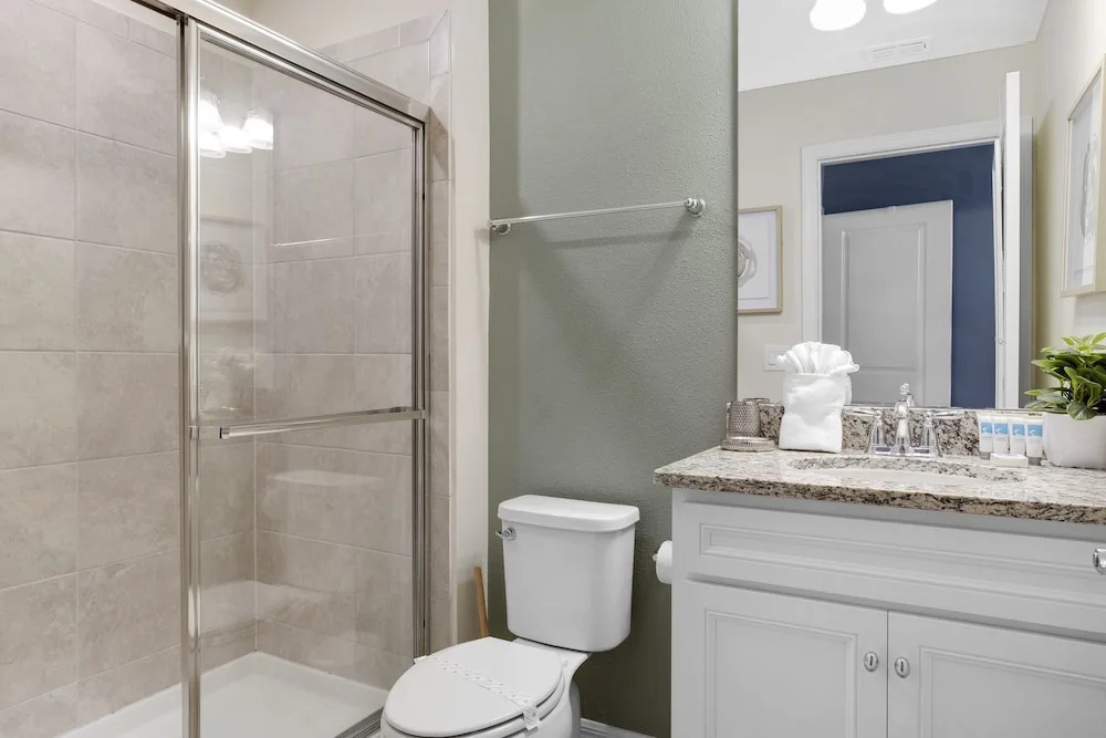 3725pcl-windsor Island Resort 5 Bedroom Townhouse by RedAwning