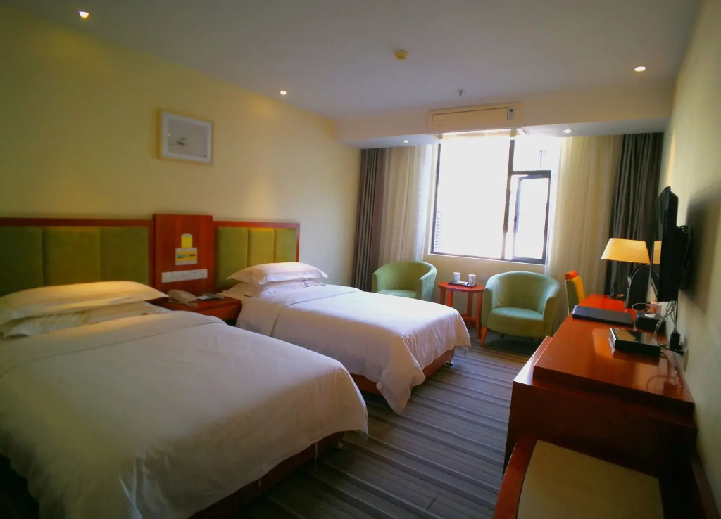 Wuyue Hotel Yangshuo West Street Branch