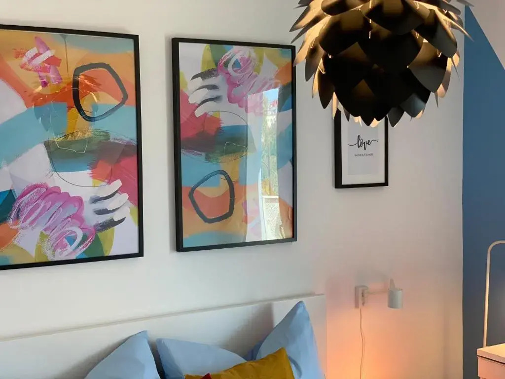 Brand New Cozy Apartment 10 min to city center