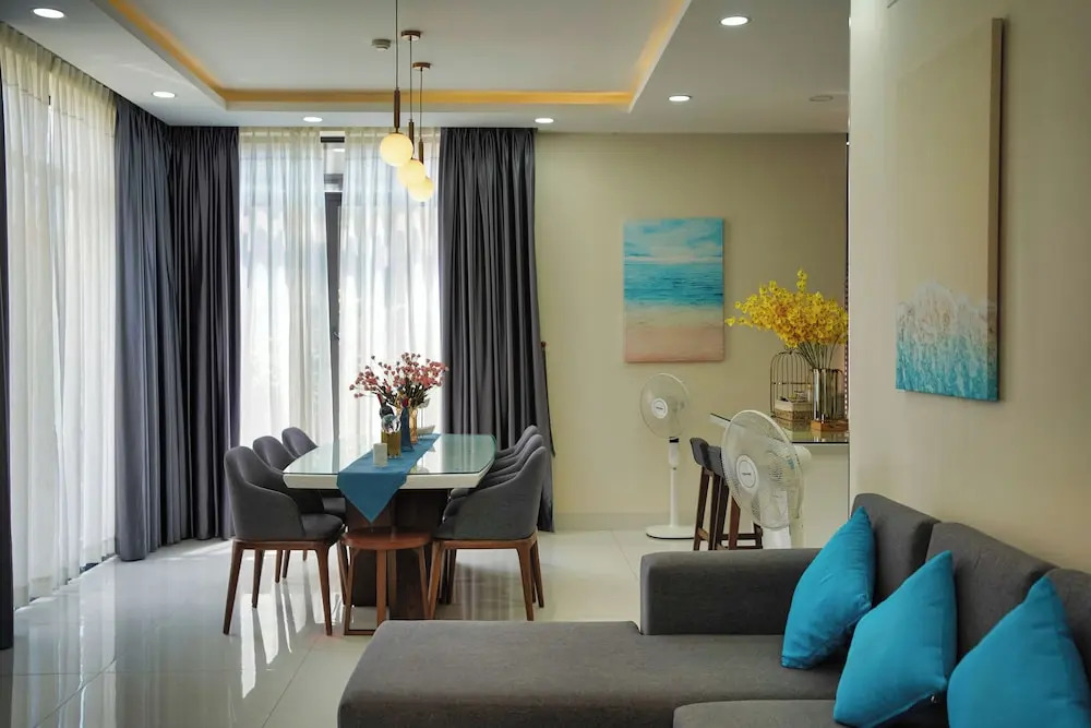 Seascape Villas In Long Beach Cam Ranh