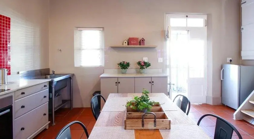 Nine Flowers Guest House