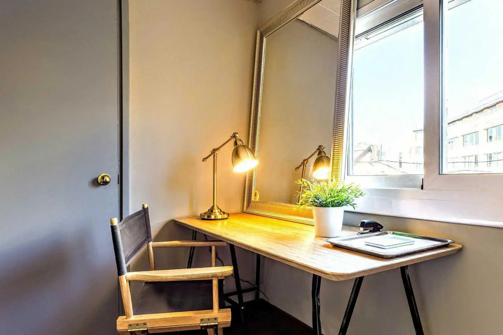 Lovely penthouse 2BR in Eixample - ArtBlue