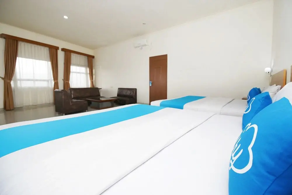 Airy Cihaurgeulis Surapati 235 Bandung