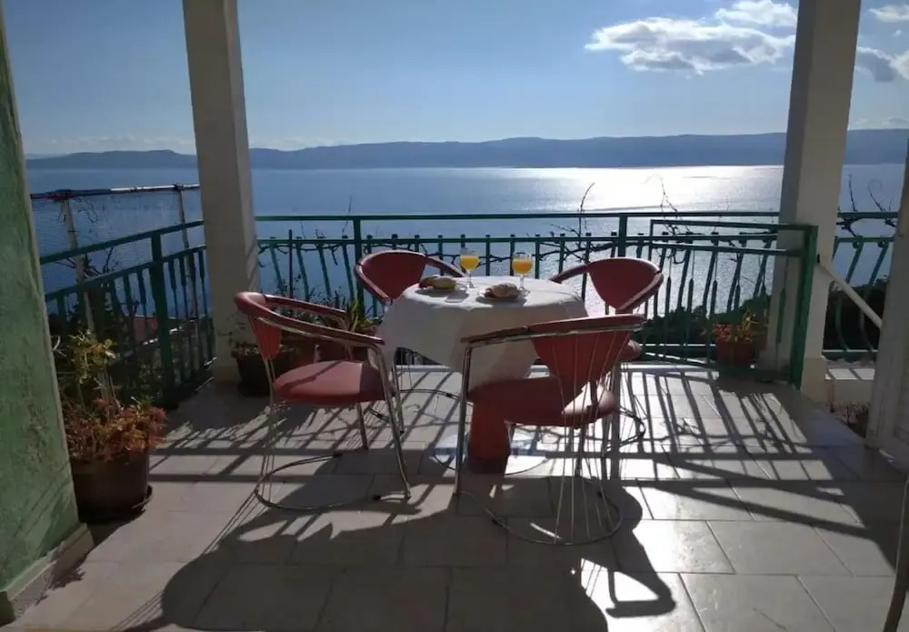 Zorica - With View - SA4