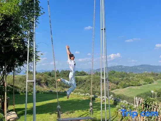 Zhangjiajie Donglishanju inn