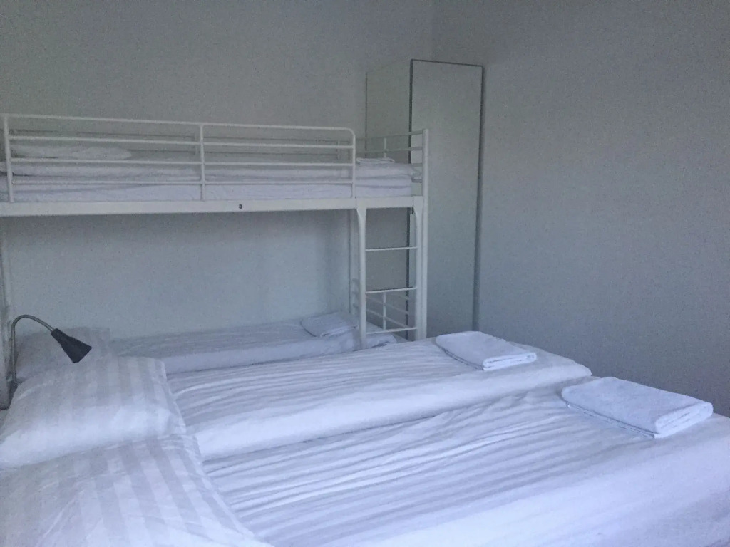 Atlantic Apartments and Rooms
