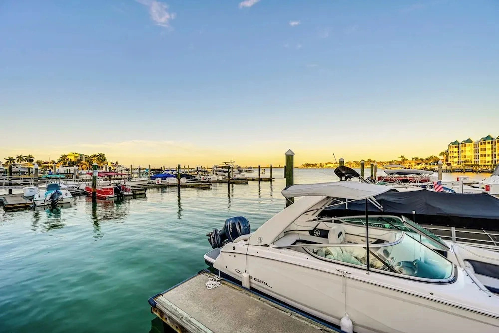 2 Mi to Beach! Unit w/ Pool Access on Marco Island
