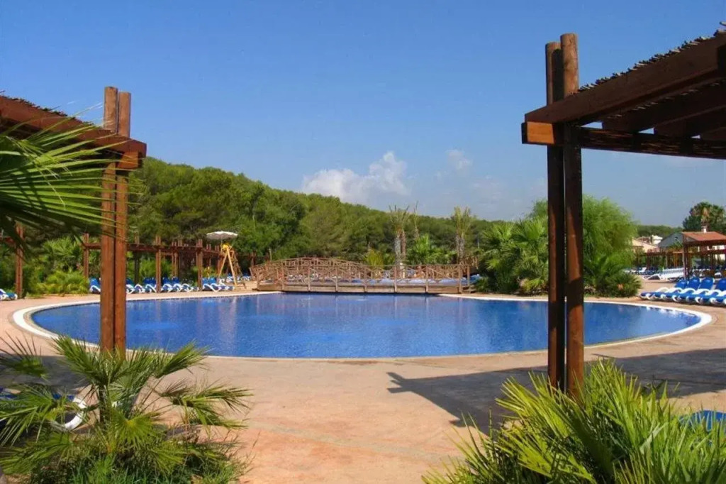 Camping Estival Torre de la Mora
