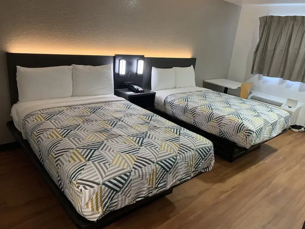 Fam Saigon Hostel