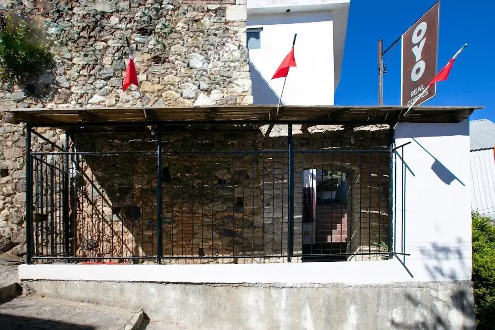 Casa Real Cortés