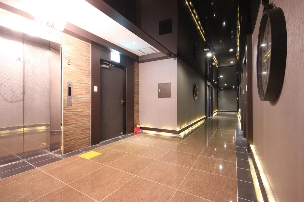 Busan H-AVENUE Hotel Seomyeon Station