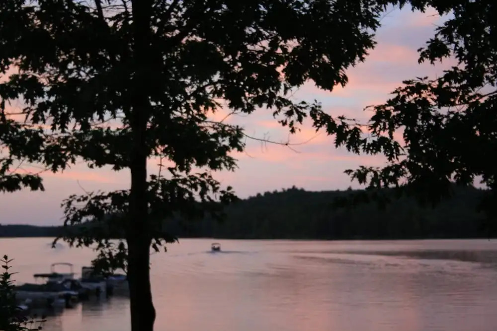 Oakview Lodge & Marina