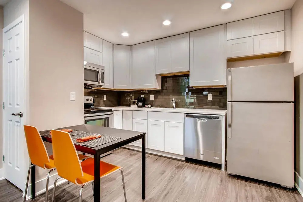 Orangewood Suites