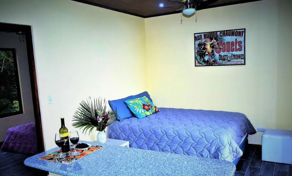 Lake Gardens Arenal Villas