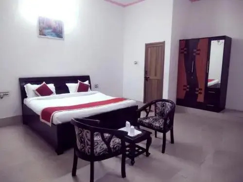 UIT Rest House And Restaurant Hotel