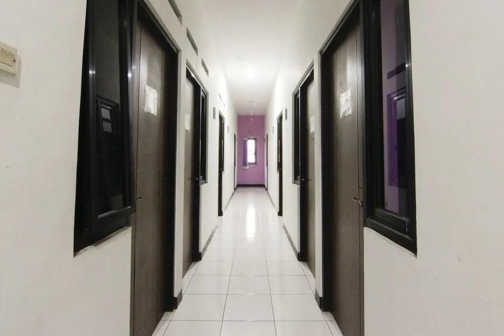 SPOT ON 1795 Ungu Residence Syariah