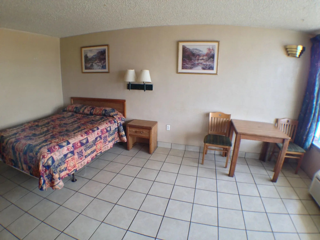 Budget Inn Motel