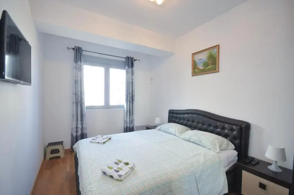 Adelisa Apartments