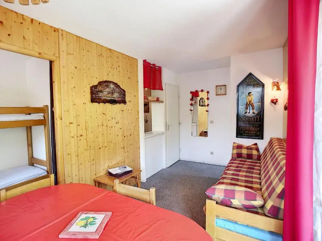 Appartement Les Menuires, 3 pièces, 6 personnes - FR-1-178-32
