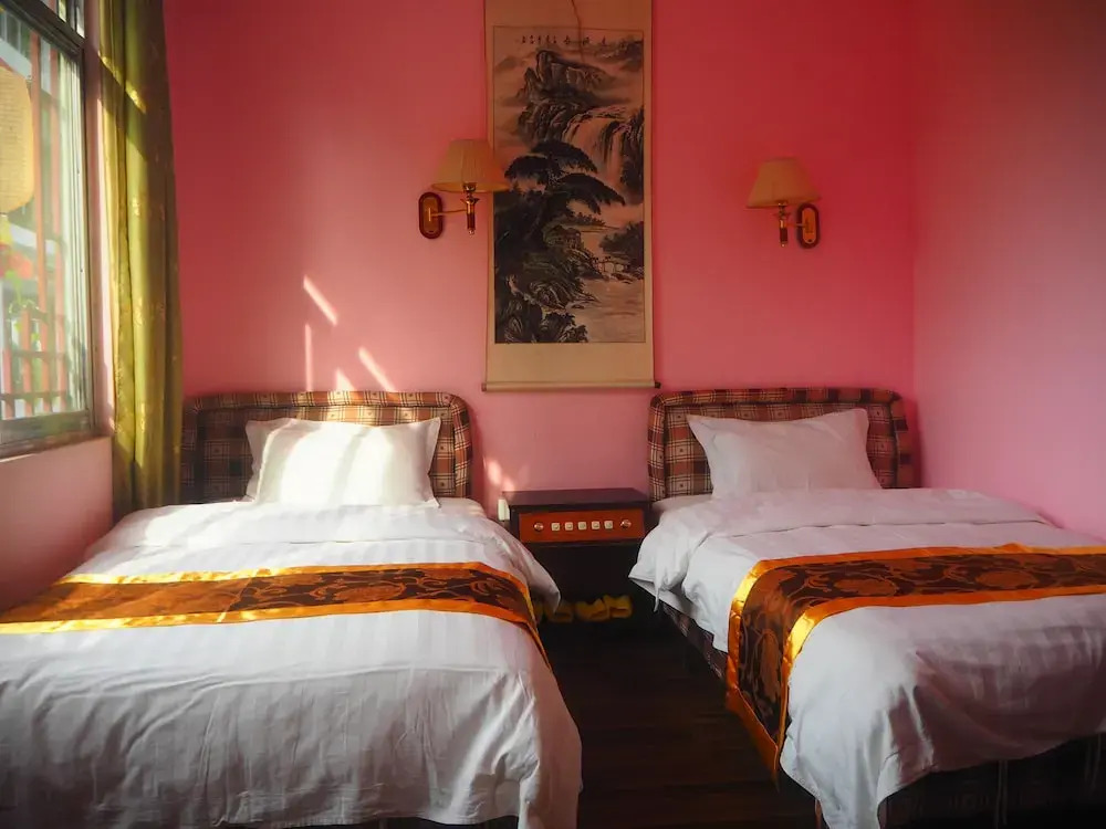 The Yangshuo Moon Resort