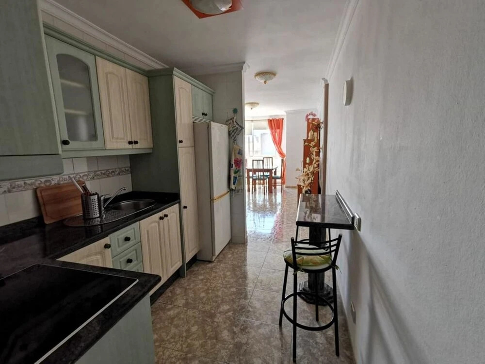 Apartment with 2 Bedrooms in Arinaga, with Wonderful Sea View And Wifi - 100 M From the Beach