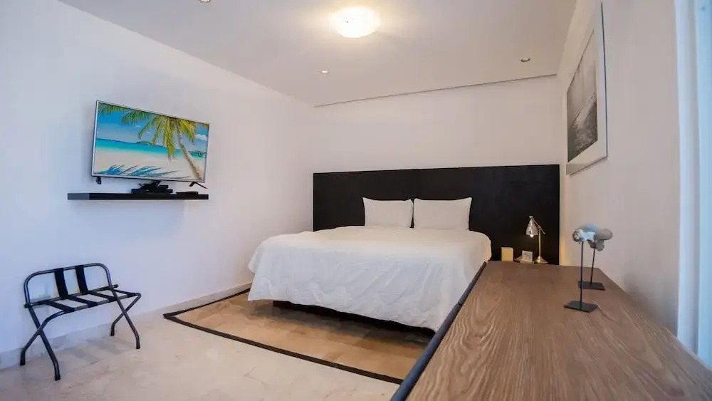 Elements 115 2 Bedroom Condo