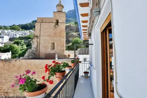 Apartamentos Castillo Cazorla