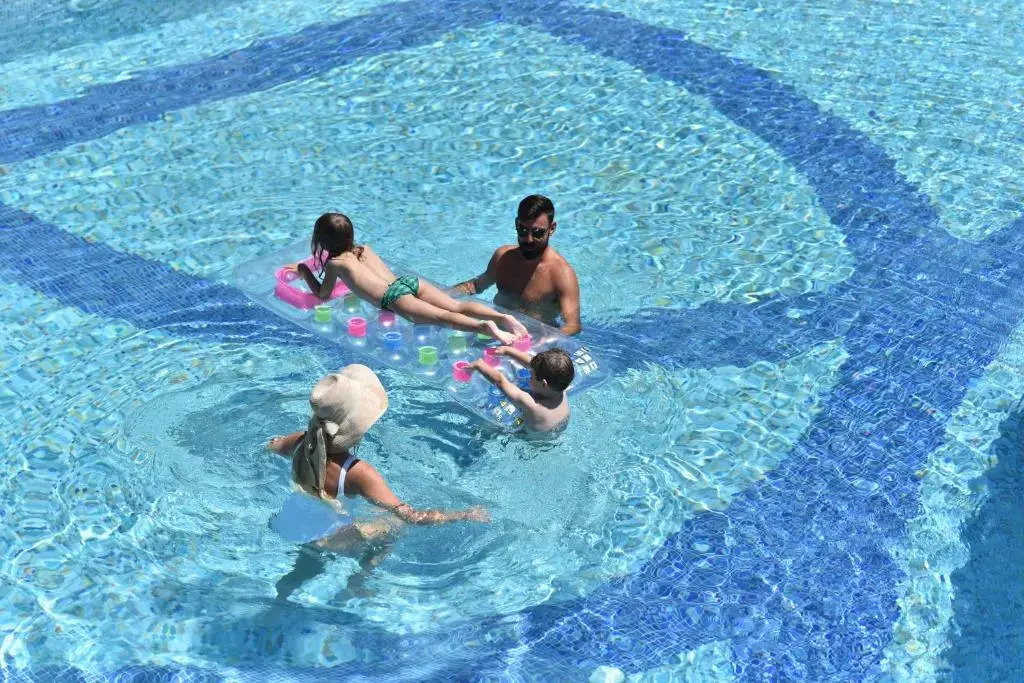 Okeanis Golden Resort