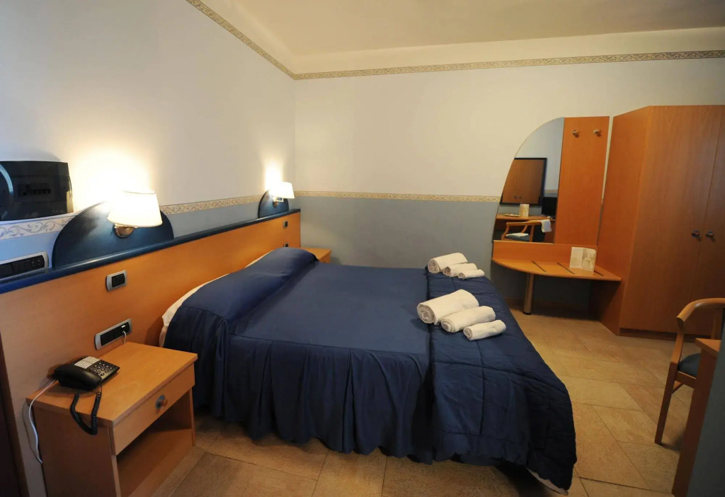 Santa Lucia Hotel