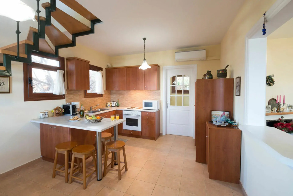 Ariadne Villa