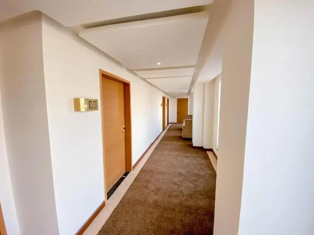 Esquire Hotel Apartments