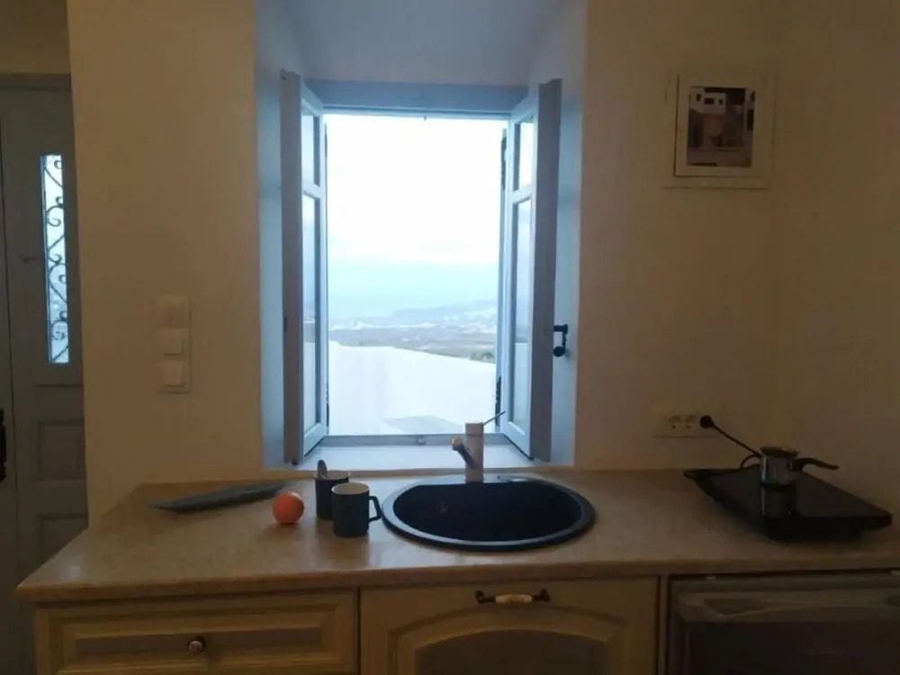 Melpomeni's cycladic house with terrace