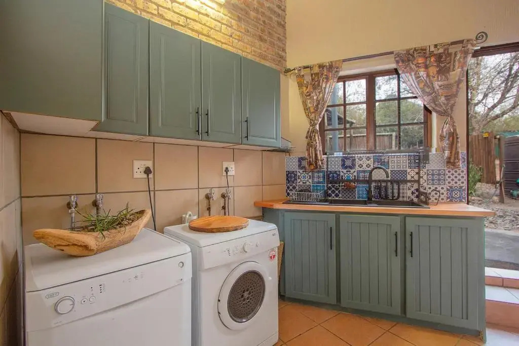 Lovely holiday home bordering Kruger National Park
