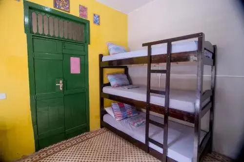 Tropicalista Hostel