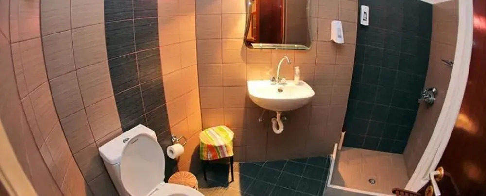 Tonia Hotel