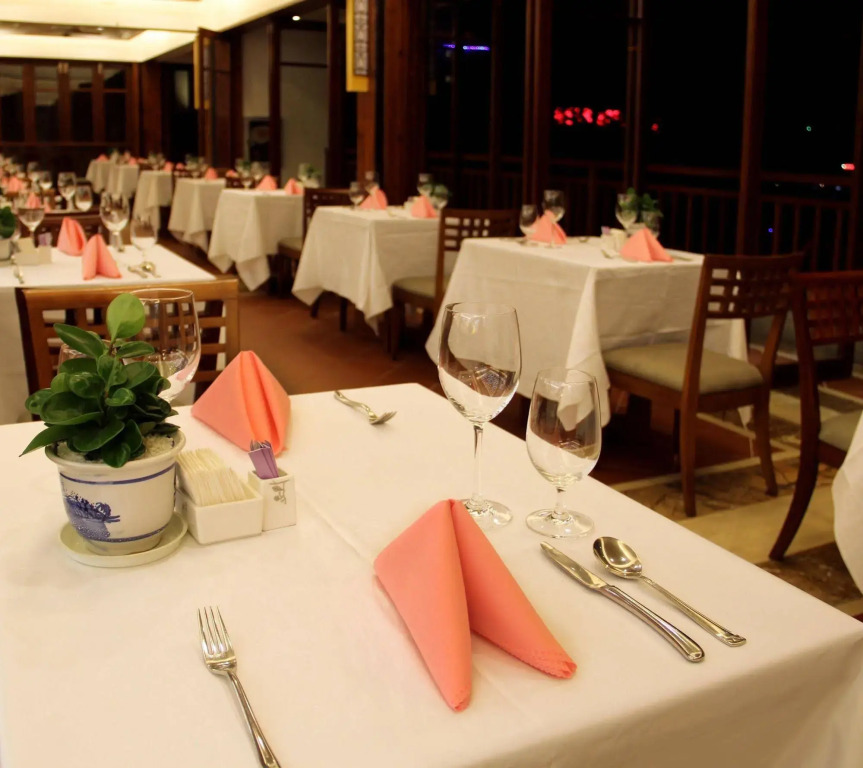 GuestHouse International Hotel Sanya