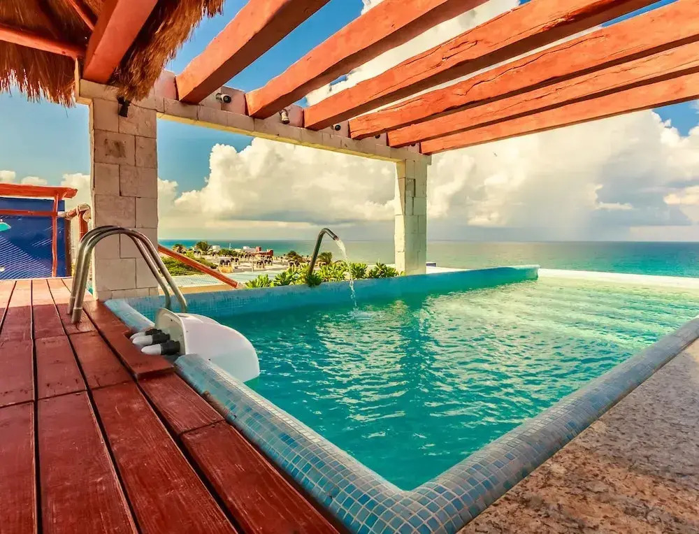 Deep Blue Condos - 202