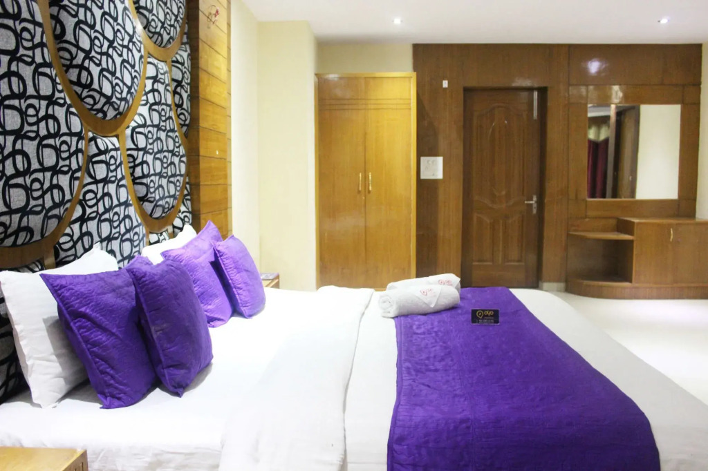 Hotel Raj Mandir