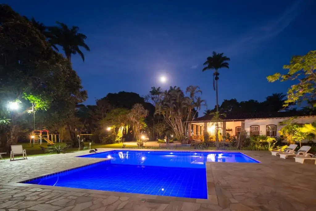 Pousada Chácara Das Acácias - Com Gerador De Energia e Piscina aquecida