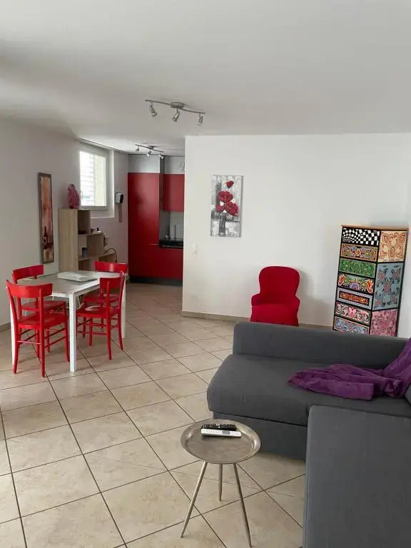 Appartamento 2,5 con piscina nel CUORE di Locarno
