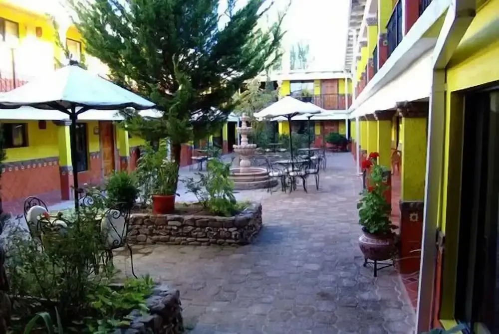 Plaza Mexicana Margarita's