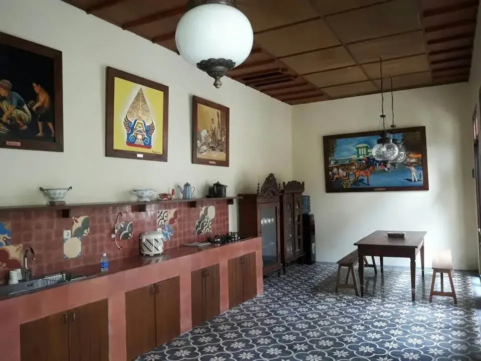 Griya Pamengkang - Javanese House