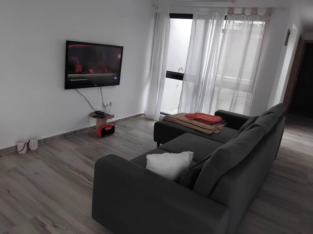 Serene 2-bedroom Apartment in Achada Fazenda, Cabo Verde