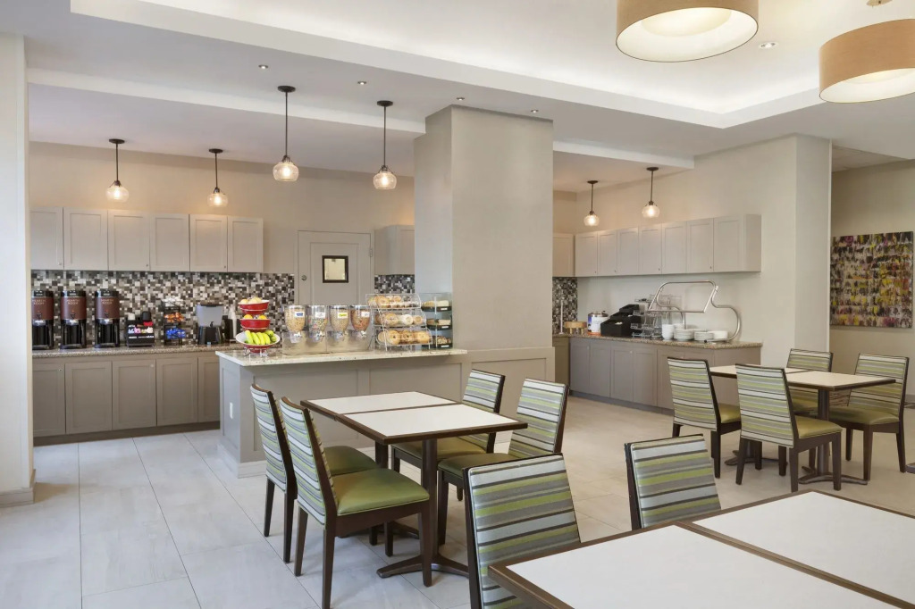 Residence Inn by Marriott Alexandria Old Town South at Carlyle