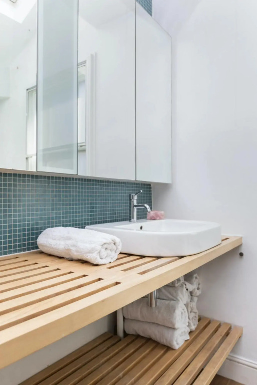 Woo-16 Woodseer Luxurious Town House With Garden Near Brick Lane