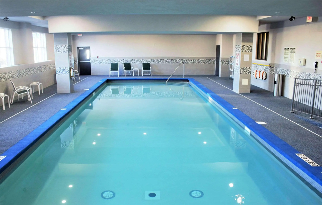 Country Inn & Suites by Radisson, Niagara Falls, ON