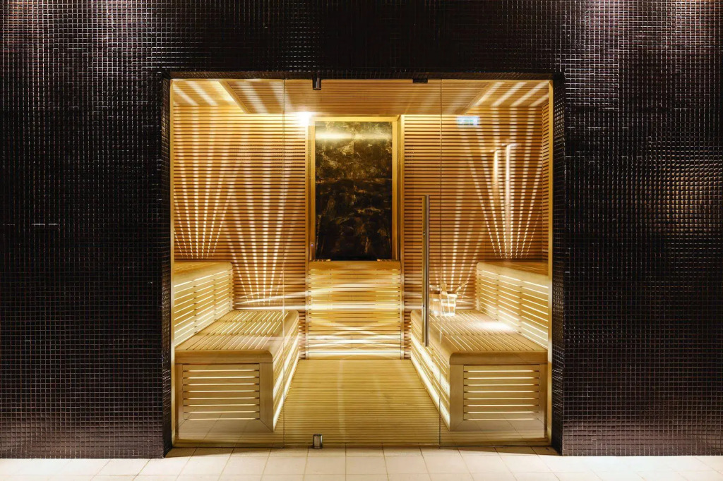 Kronwell Brasov Hotel